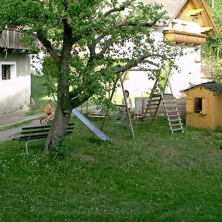 Konukevi Gaestehaus Steinerhof 3*