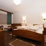 בית הארחה Gaestehaus Steinerhof Nikolsdorf