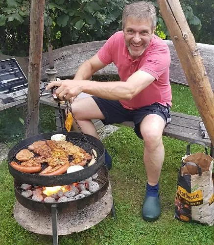 Gaestehaus Steinerhof بيت ضيافة Nikolsdorf