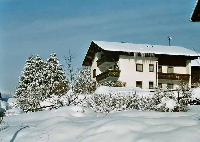 Gaestehaus Steinerhof 3*